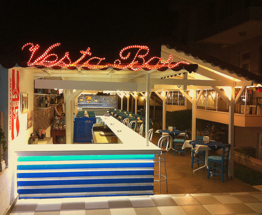 Vesta Hotel Side Buitenkant foto