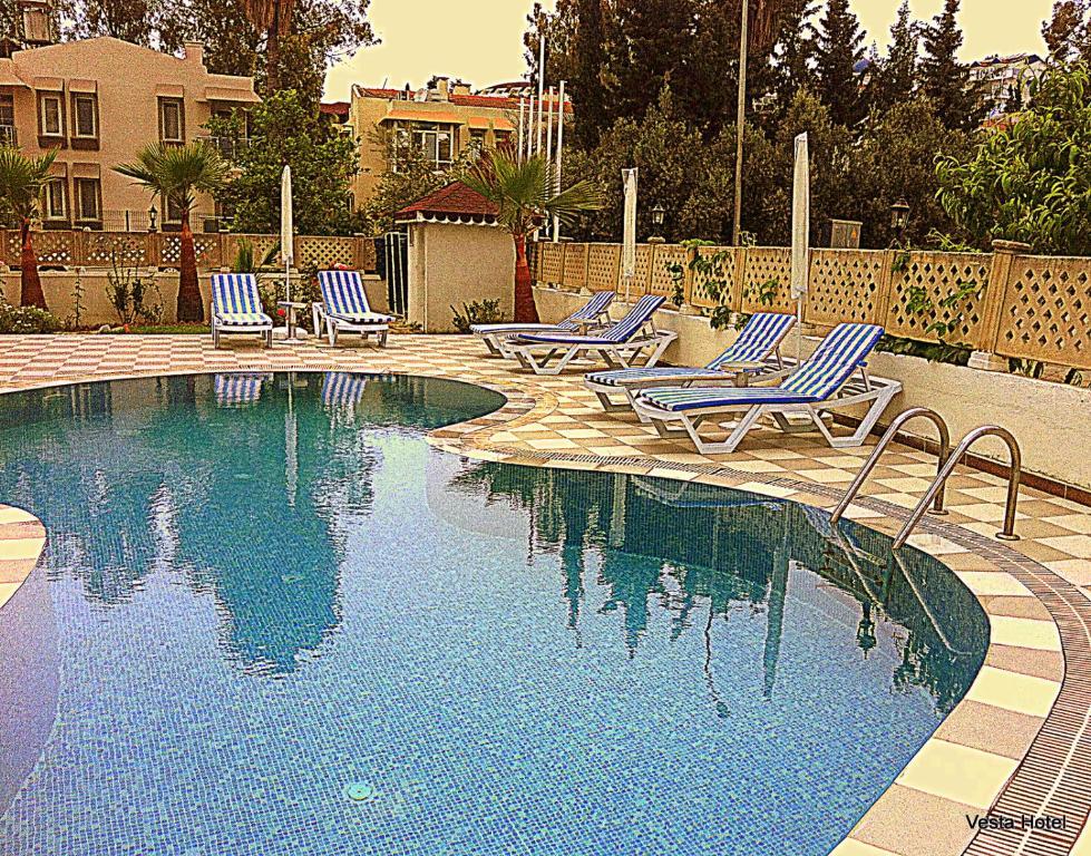 Vesta Hotel Side Buitenkant foto